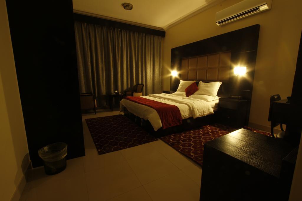 Manazel Al Hamra Apartment 2 布赖代 客房 照片