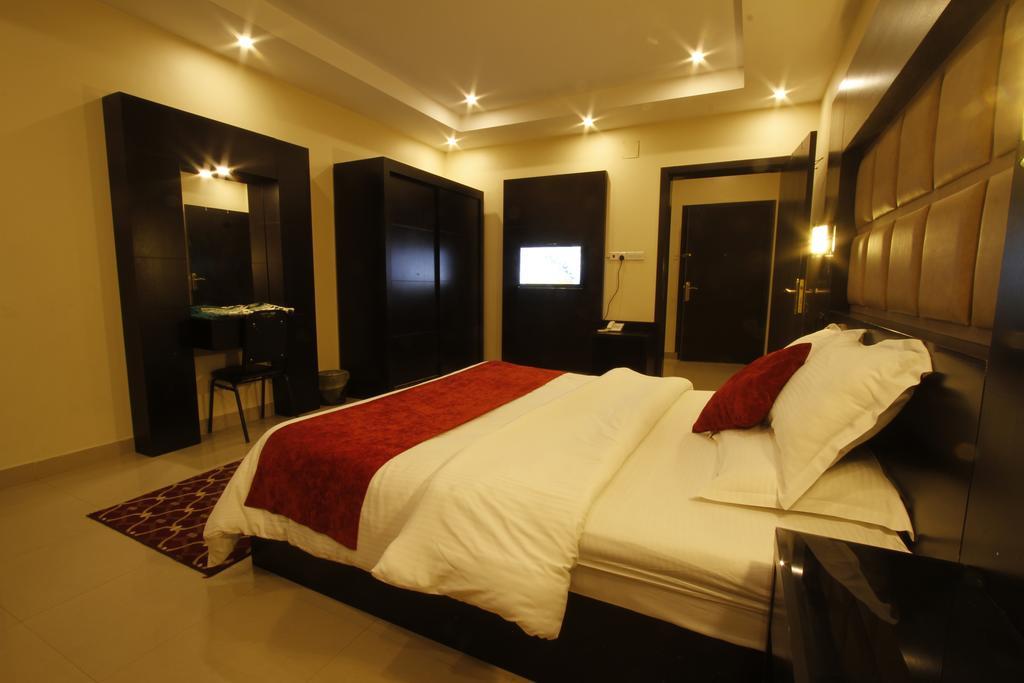 Manazel Al Hamra Apartment 2 布赖代 外观 照片