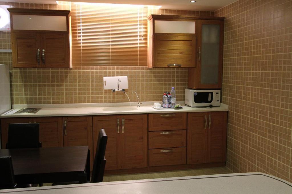 Manazel Al Hamra Apartment 2 布赖代 客房 照片